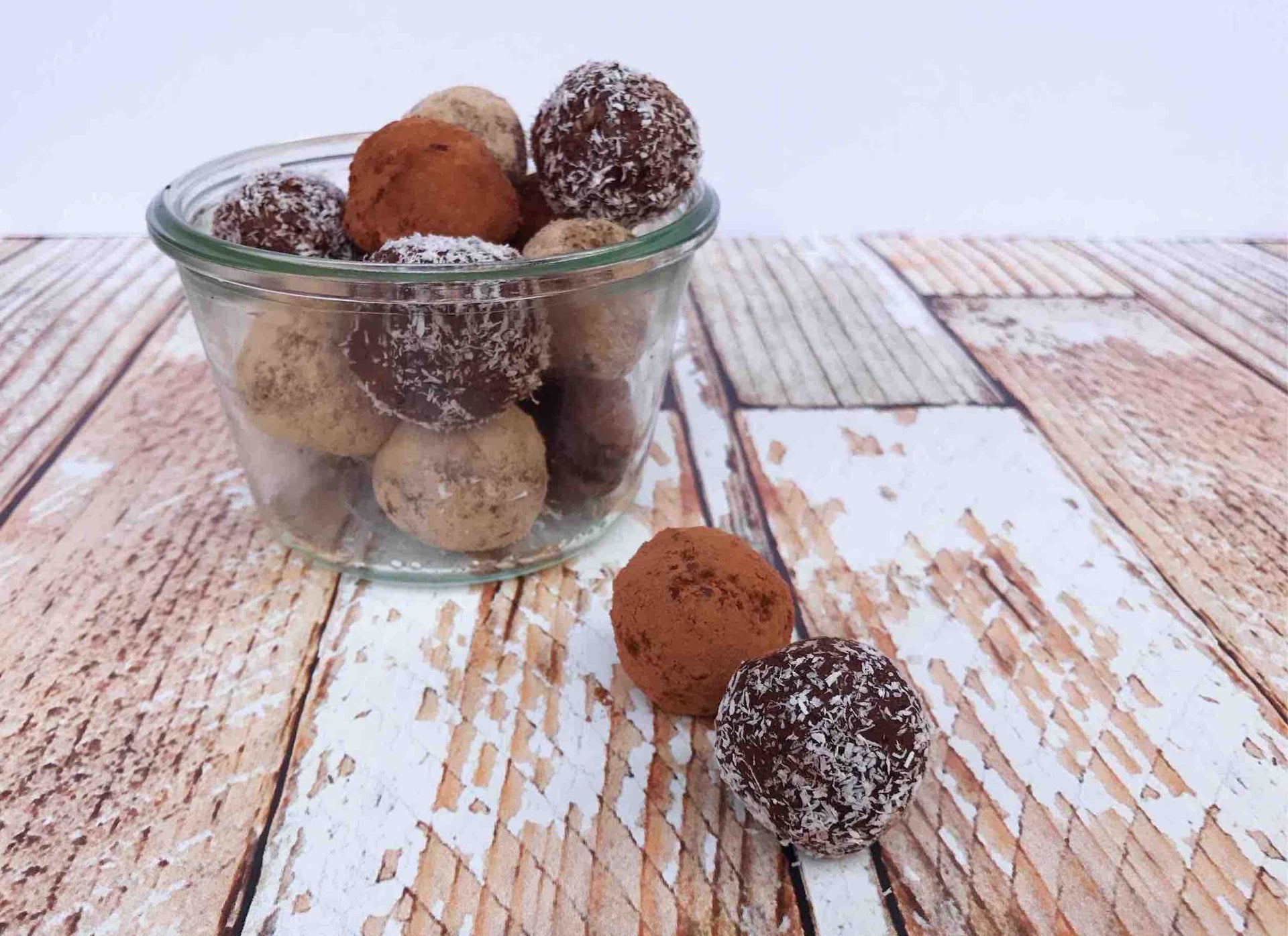 Chocolate Protein Balls