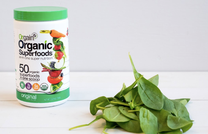 The Sanctity of Spinach: Why this supergreen is all up in our daily smoothies