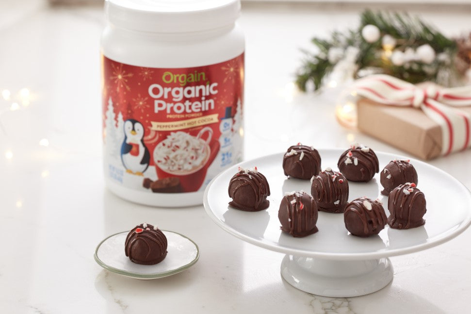 Peppermint Hot Cocoa Protein Bites