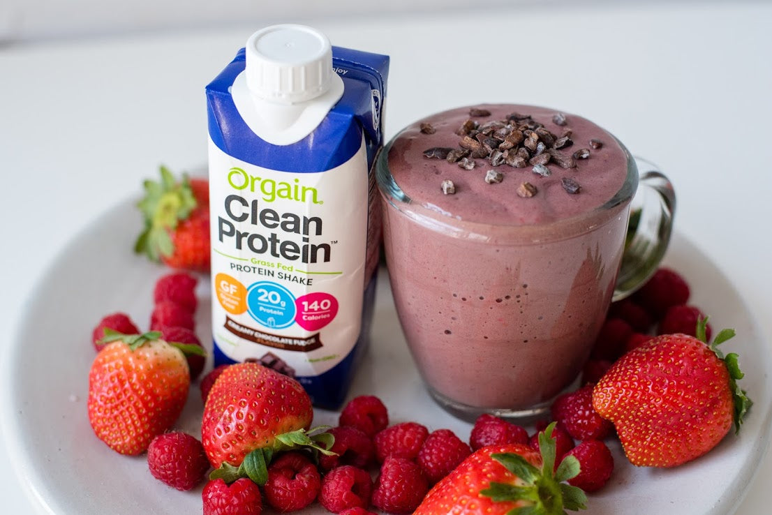 Easy Chocolate Berry Clean Protein Smoothie